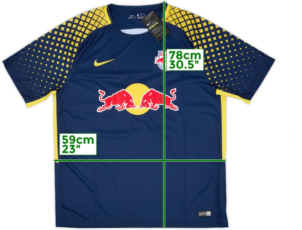 2017-18 Red Bull Salzburg Away Shirt (XL)
