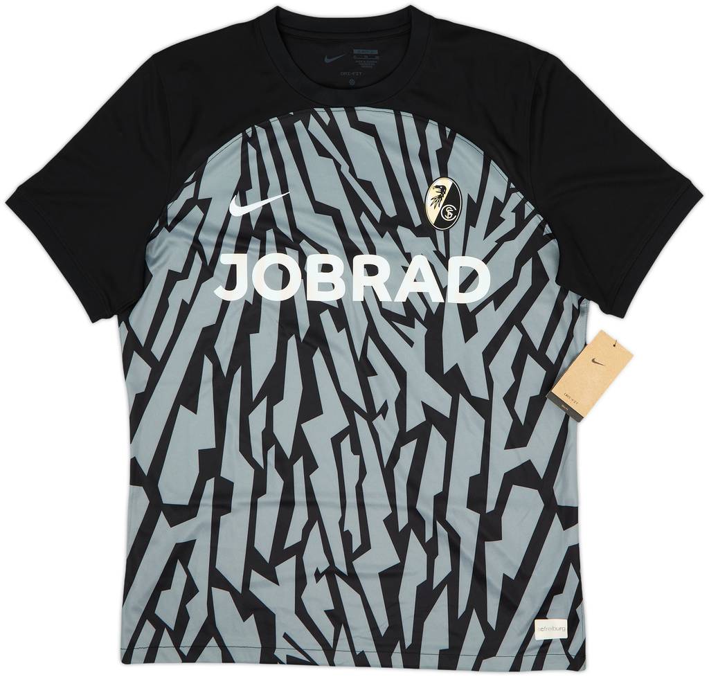 2023-24 Freiburg Away Shirt (XL)