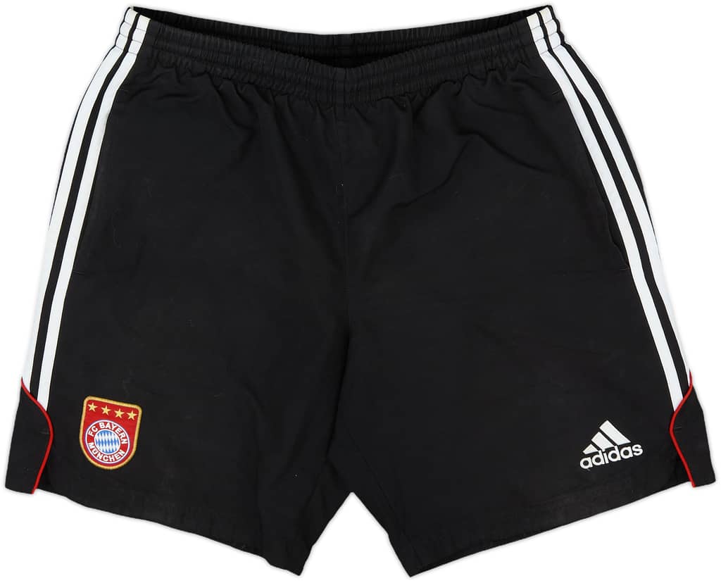 2010-11 Bayern Munich adidas Training Shorts - 7/10 - (L)