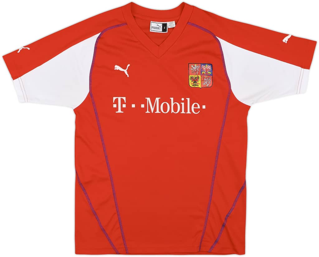 2004-05 Czech Republic Basic Home Shirt - 5/10 - (L)
