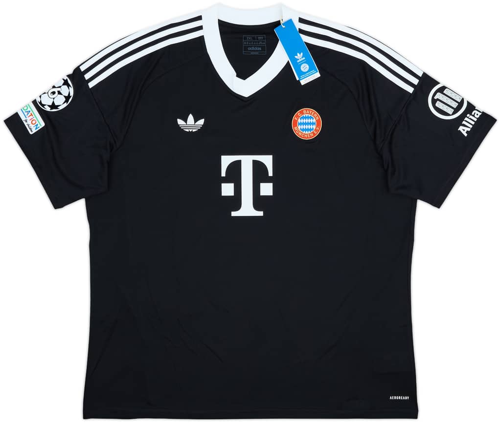 2024-25 Bayern Munich GK Shirt (XXL)