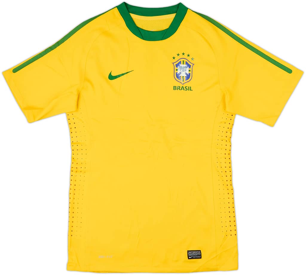 2010-11 Brazil Authentic Home Shirt - 5/10 - (M)
