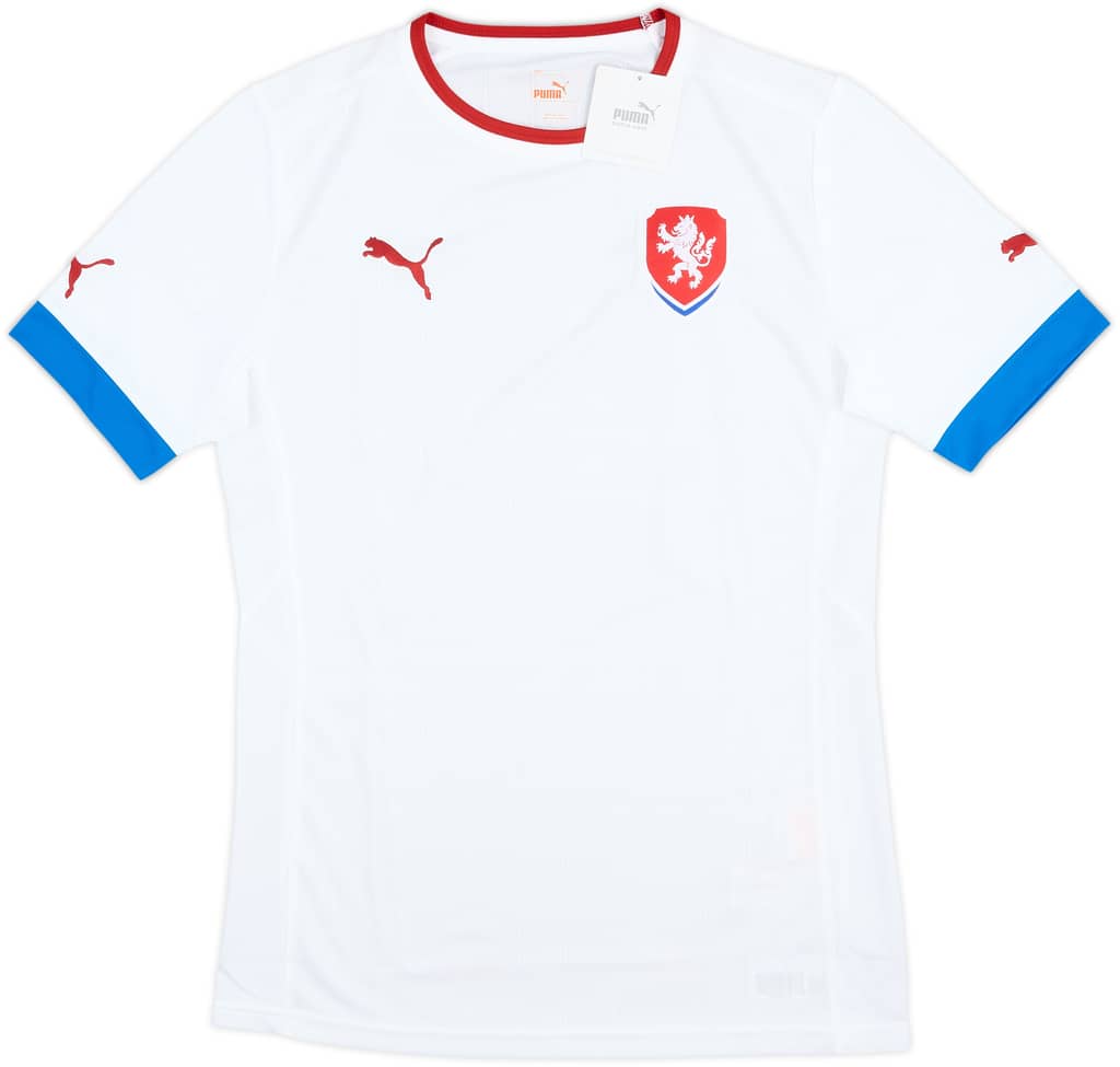 2012 Czech Republic Away Shirt (M)