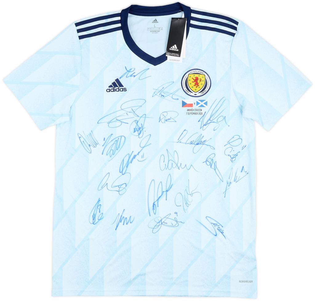 2020 Scotland Player Issue Squad Signed Away Shirt (L)