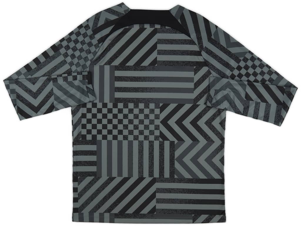 2022-23 Kaizer Chiefs Nike Pre-Match L/S Shirt