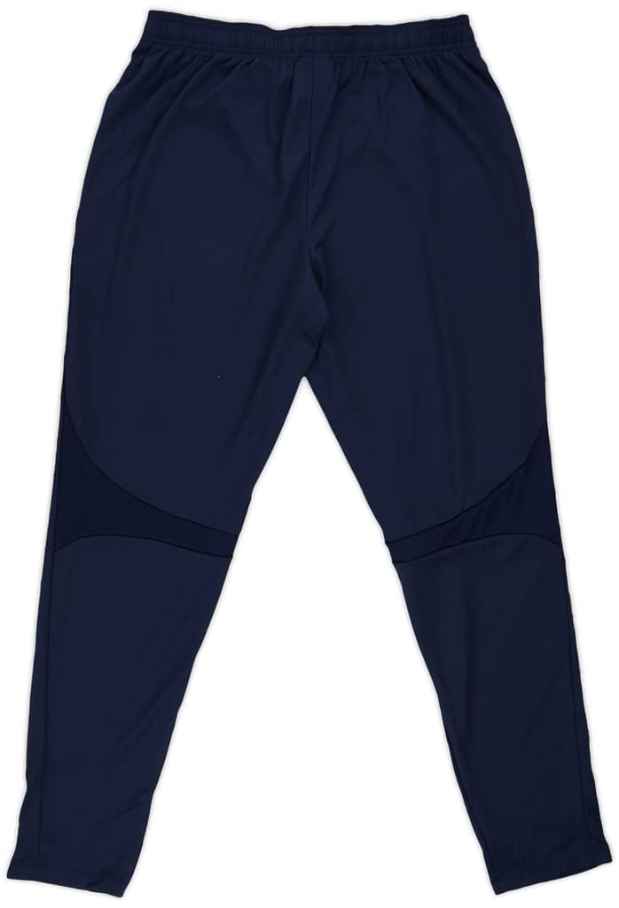 2022-23 Kaizer Chiefs Nike Training Pants/Bottoms