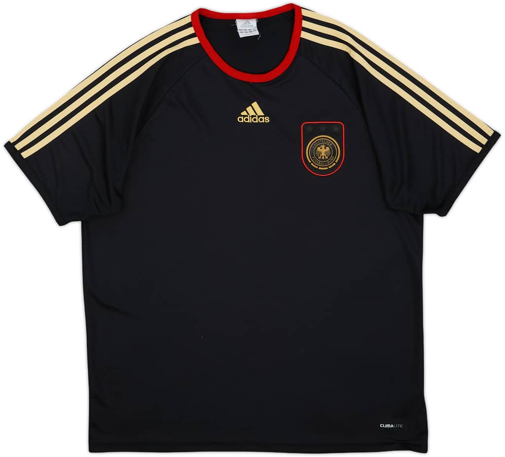 2010-12 Germany Basic Away Shirt - 4/10 - (L)