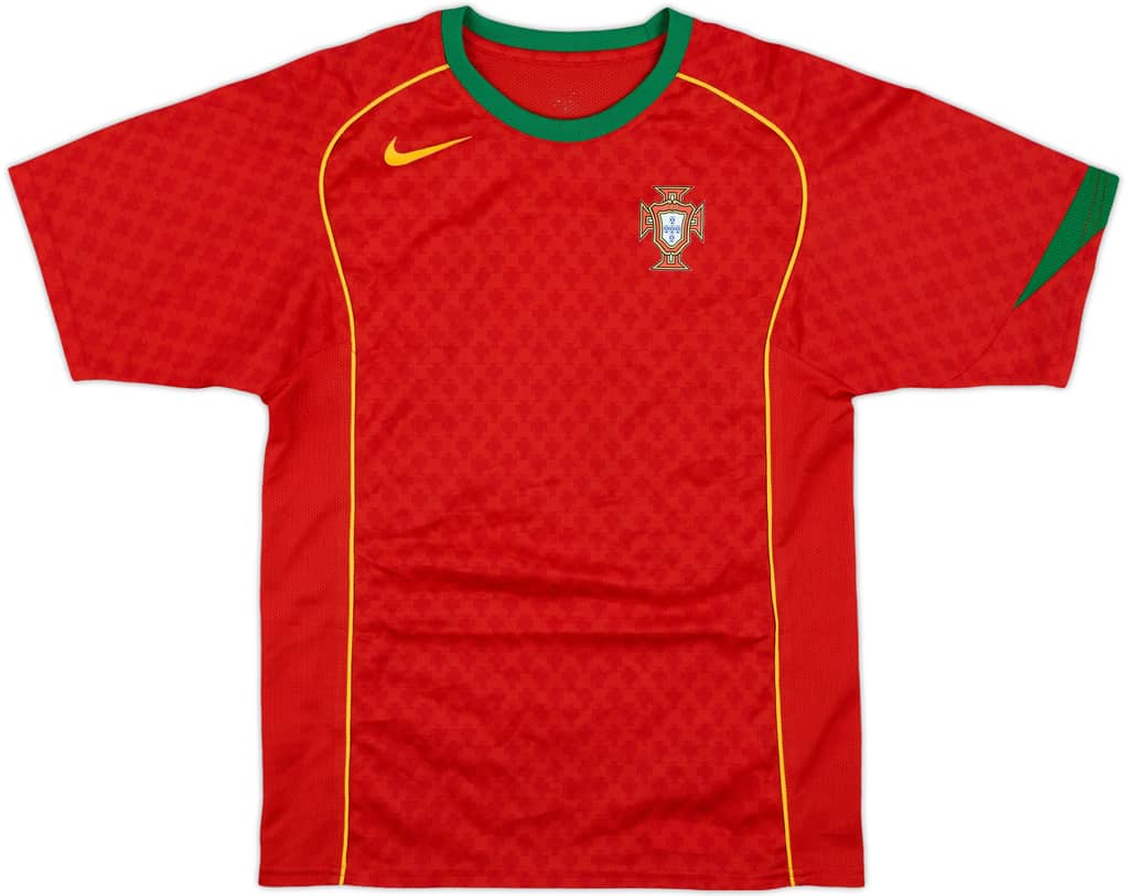 2004-06 Portugal Basic Home Shirt - 7/10 - (L.Boys)