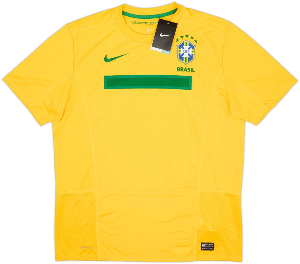 2011 Brazil Home Shirt (L)