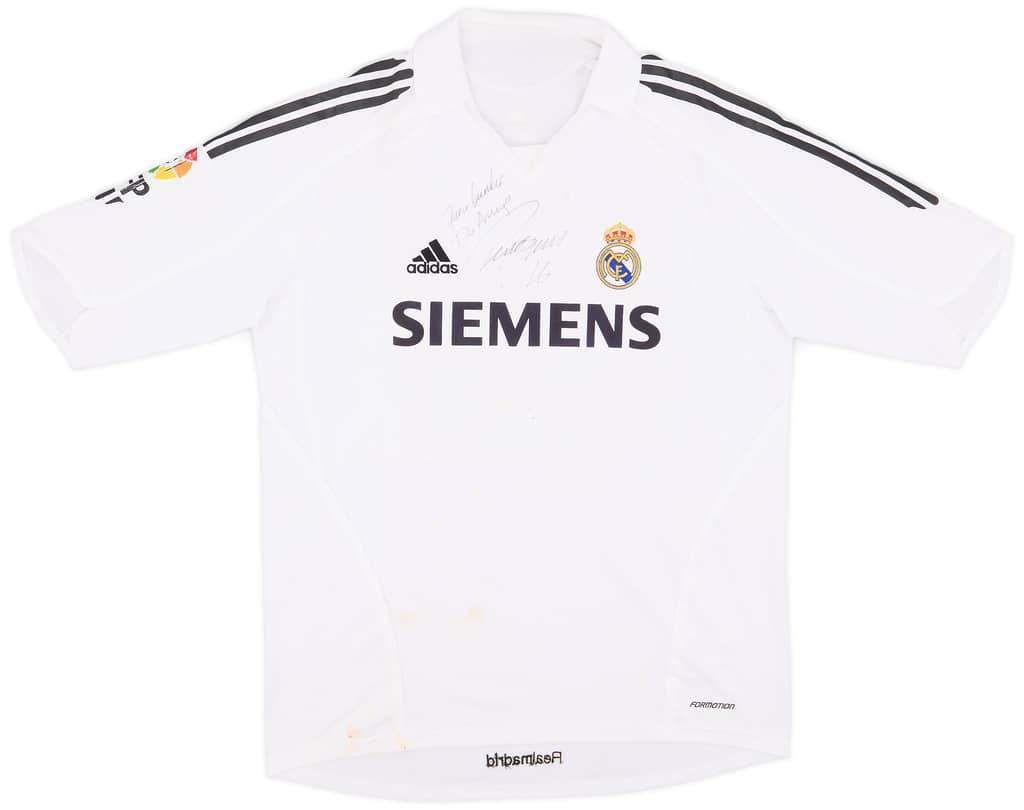 2005-06 Real Madrid Match Issue Signed Home Shirt Gravesen #16