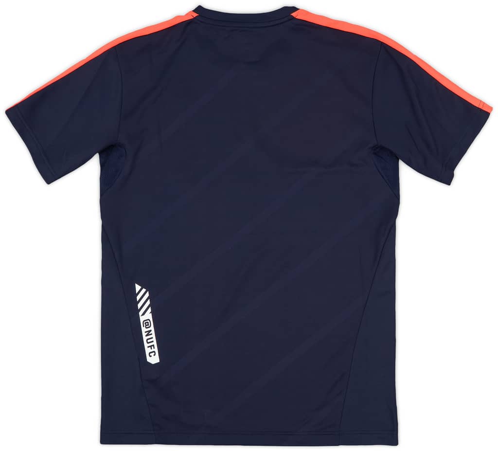 2015-16 Newcastle Puma Training Shirt (M)
