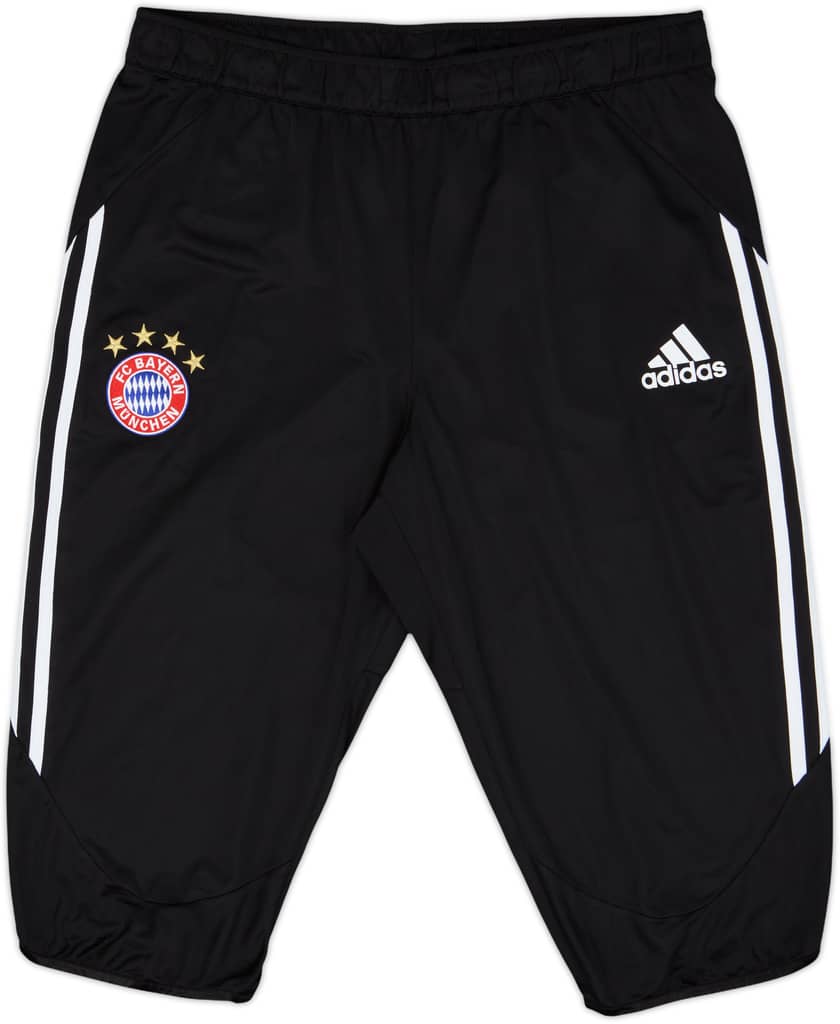 2013-14 Bayern Munich adidas 3/4 Training Shorts - 9/10 - (L)