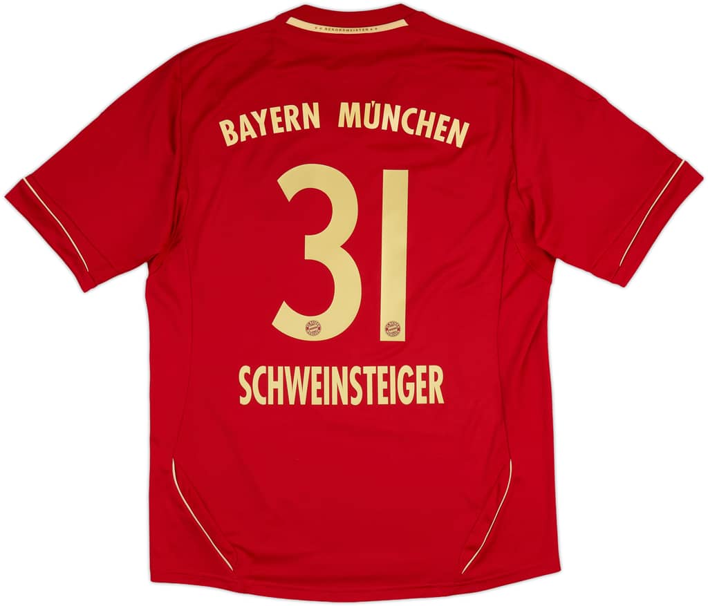 2011-13 Bayern Munich Home Shirt Schweinsteiger #31