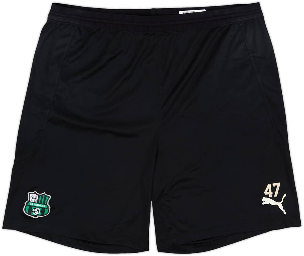 2021-22 Sassuolo Player Issue Puma Training Shorts #47 - 7/10 - (XL)