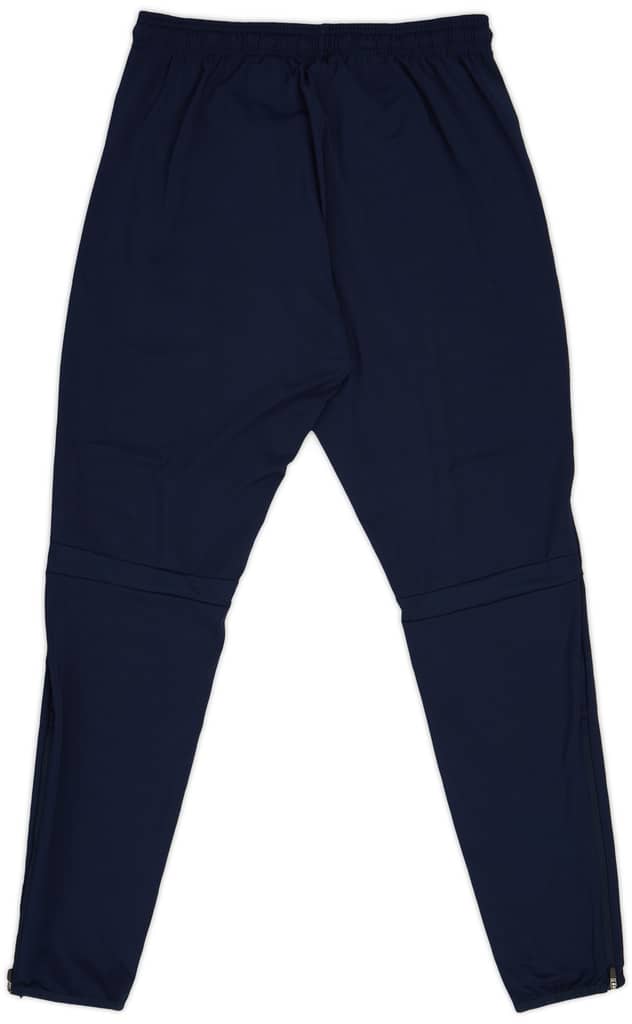2022-23 Nottingham Forest Macron Training Pants/Bottoms