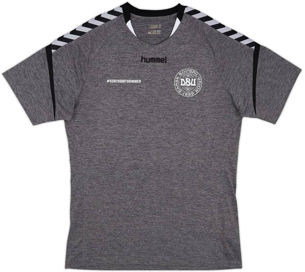 2016-18 Denmark Hummel Training Shirt - 10/10 - (L)