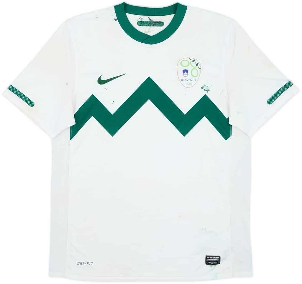 2010-11 Slovenia Home Shirt - 3/10 - (M)