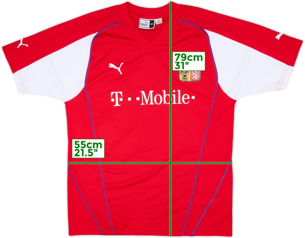 2004-05 Czech Republic Basic Home Shirt - 9/10 - (XL)