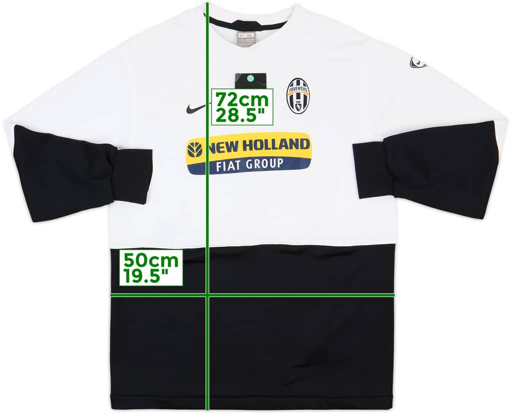 2009-10 Juventus Nike Sweat Top (XL.Boys)