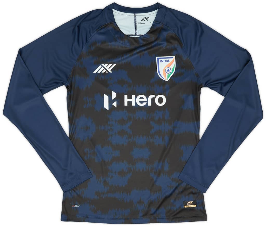 2022-23 India Six5Six Training L/S Shirt