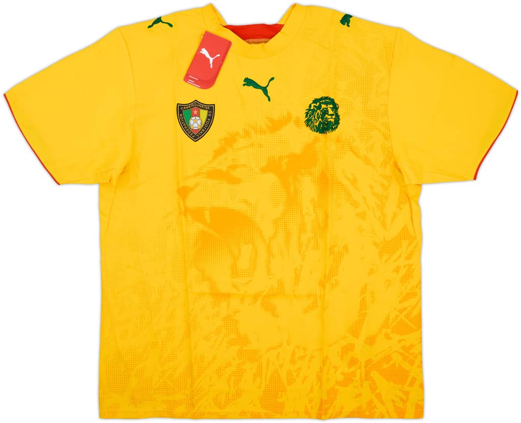 2006-08 Cameroon Away Shirt (L)