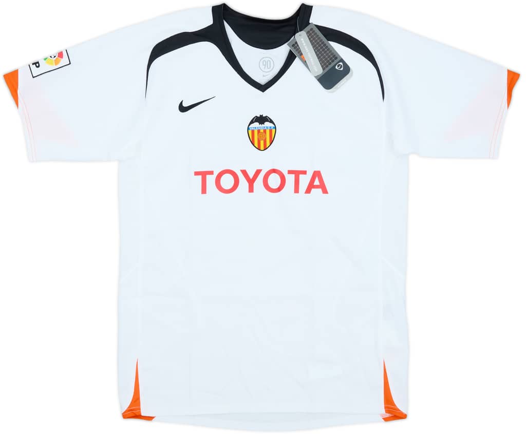 2005-06 Valencia Home Shirt (XL.Boys)
