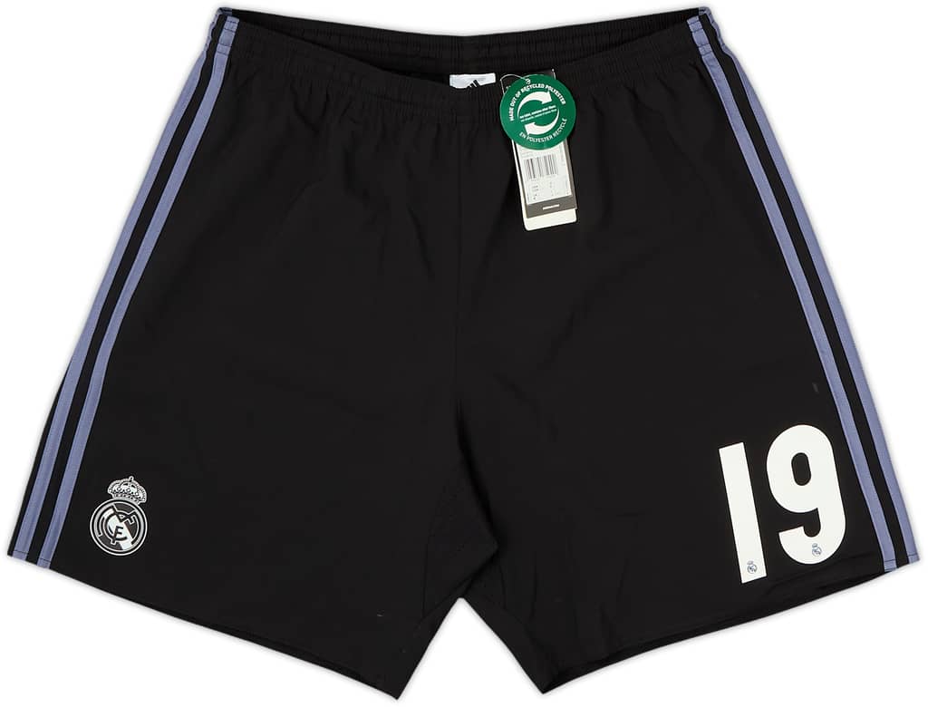 2016-17 Real Madrid Third Shorts #19 (L)