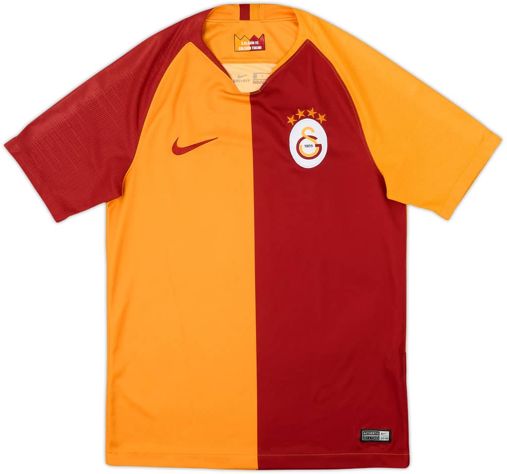 2018-19 Galatasaray Home Shirt - 7/10 - (S)