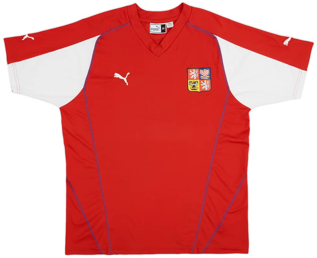 2004-05 Czech Republic Basic Home Shirt - 4/10 - (XL)