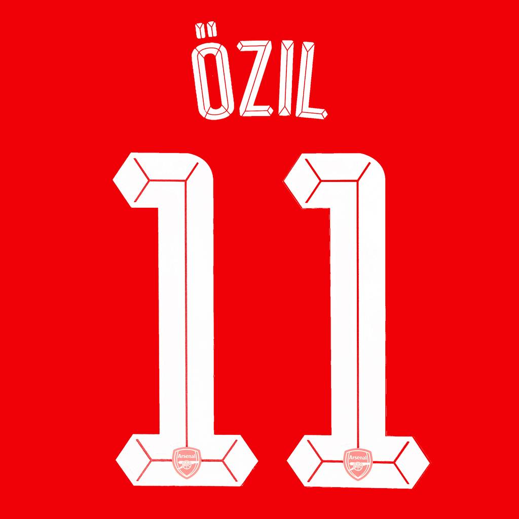 2015-16 Arsenal Home Cup Ozil #11 Name Set