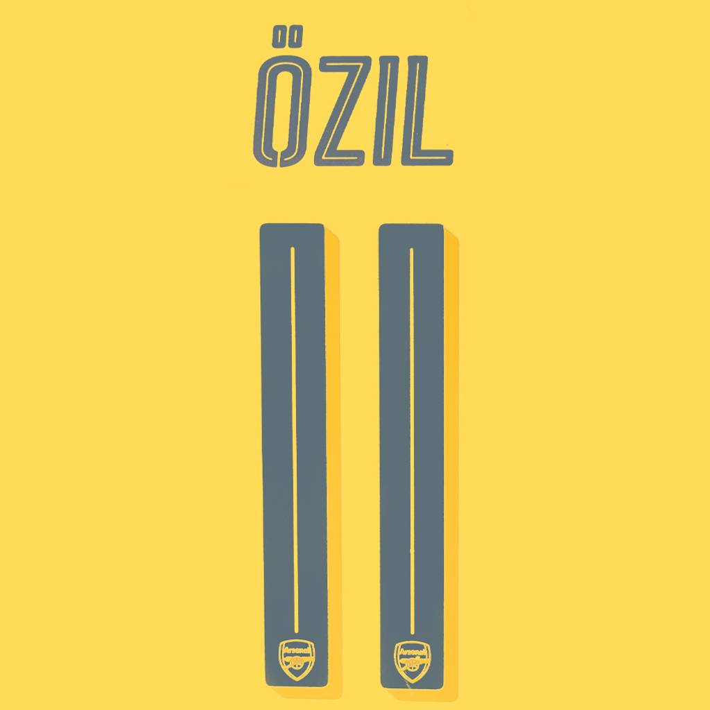 2016-17 Arsenal Away Cup Ozil #11 Name Set