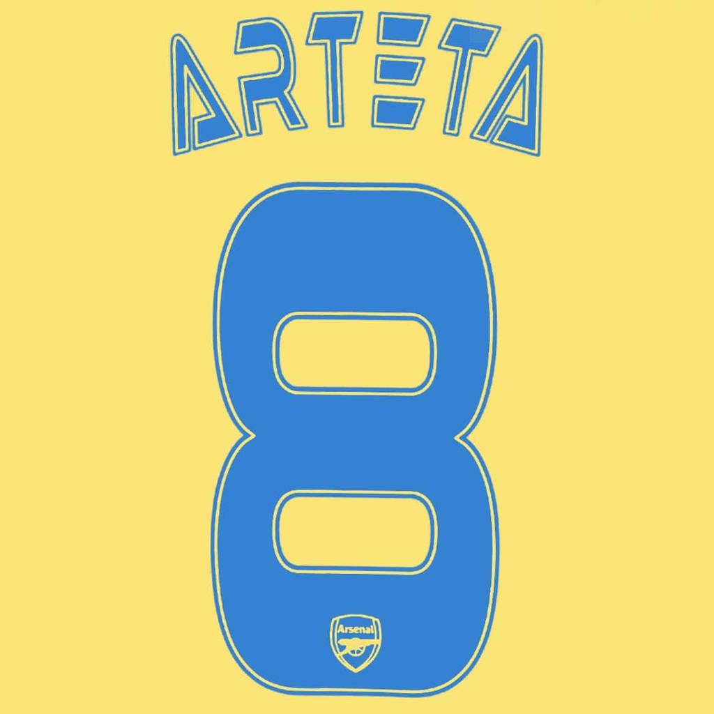 2013-14 Arsenal Away Cup Arteta #8 Name Set