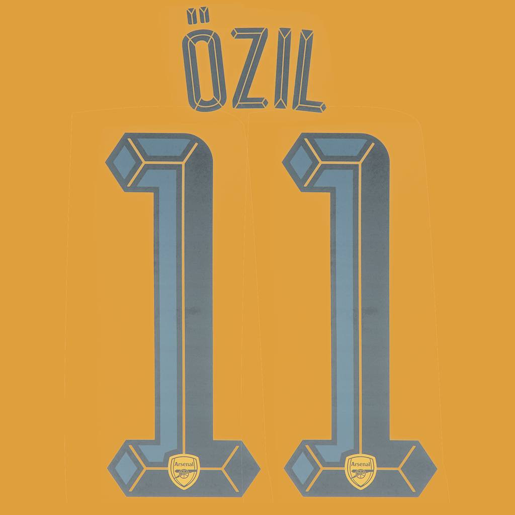 2015-16 Arsenal Away Cup Ozil #11 Name Set