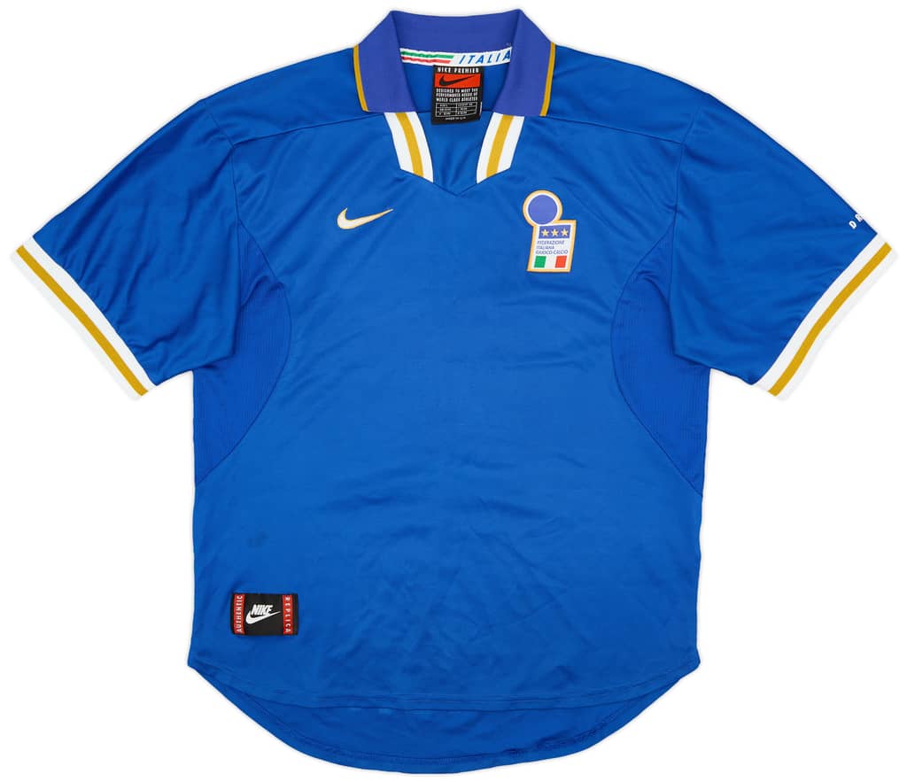 1996-97 Italy Home Shirt - 7/10 - (L)