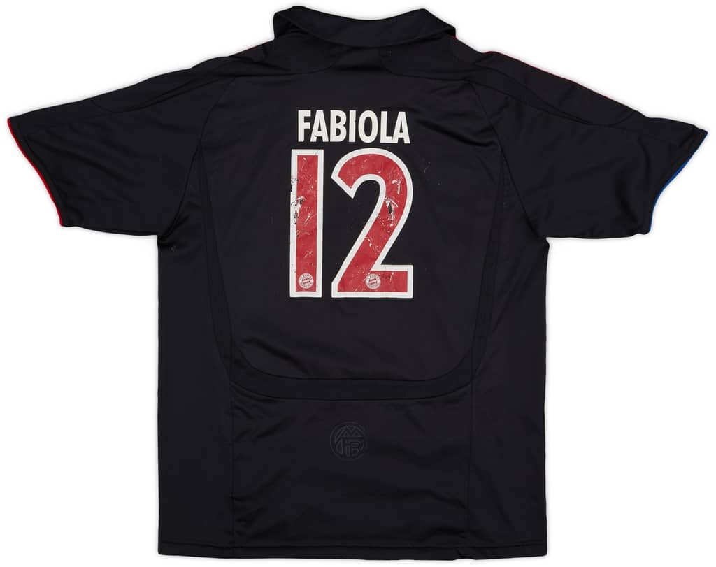 2007-08 Bayern Munich Third Shirt Fabiola #12 - 7/10 - (M.Boys)