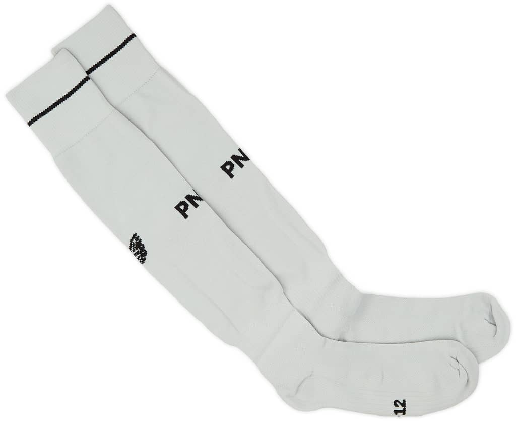 2023-24 Preston North End GK Away Socks (UK 9-12)