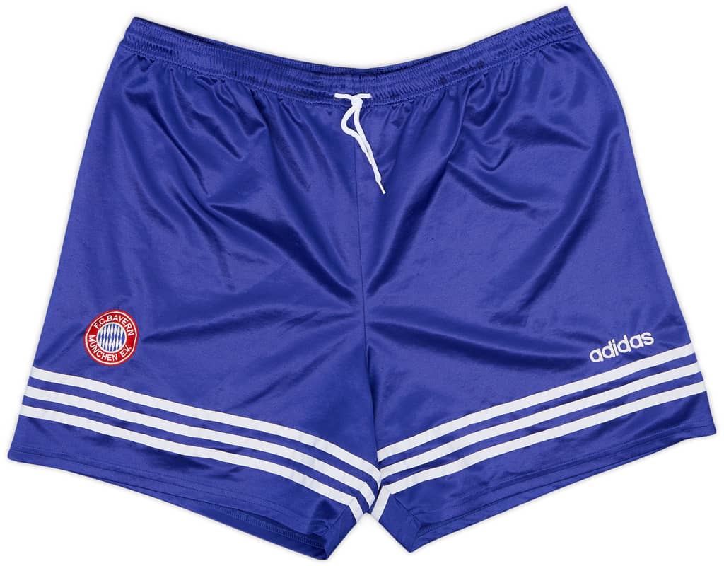 1995-97 Bayern Munich Home Shorts - 7/10 - (XL)