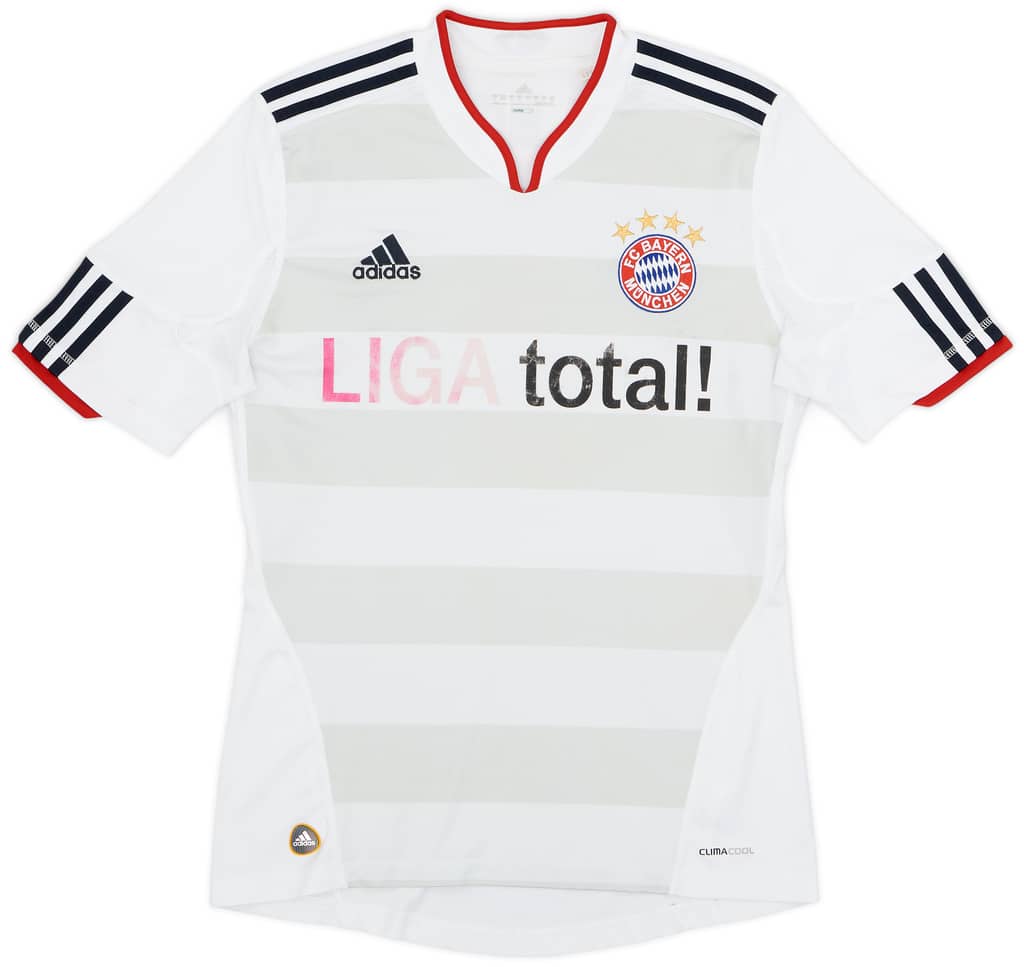 2010-11 Bayern Munich Away Shirt - 4/10 - (S)