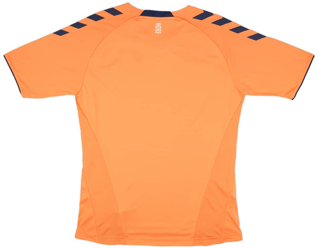 2018-19 Osasuna Away Shirt (L)