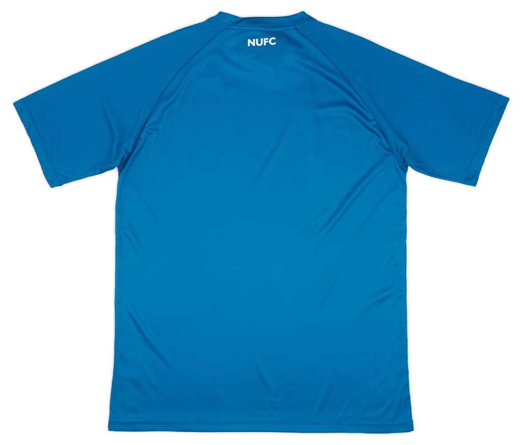 2021-22 Newcastle Castore Training Shirt (M)