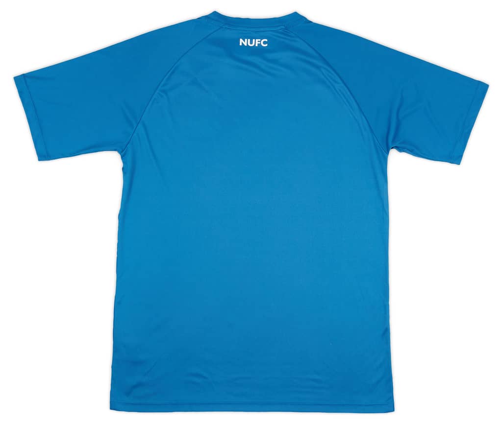 2021-22 Newcastle Castore Training Shirt (M)