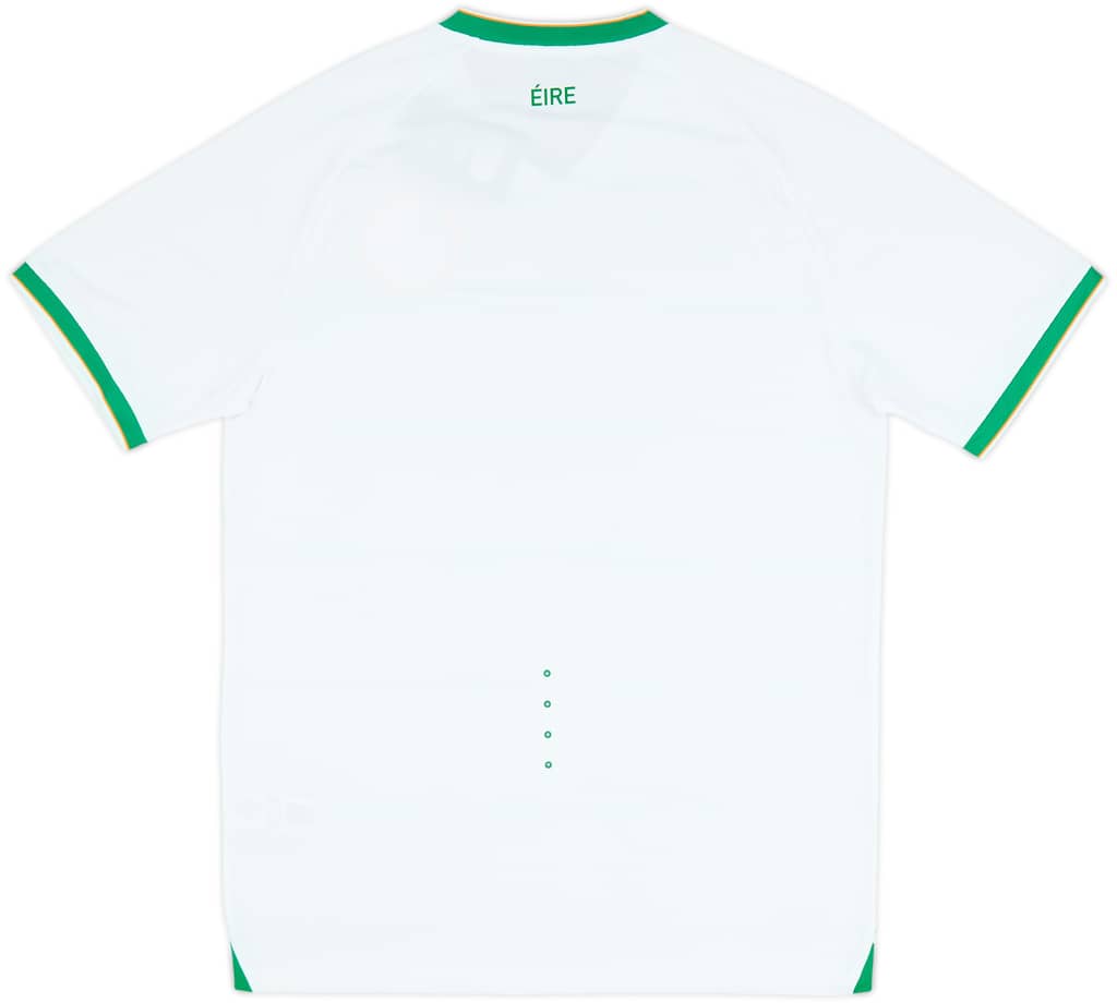 2023-24 Ireland Authentic Away Shirt (S)