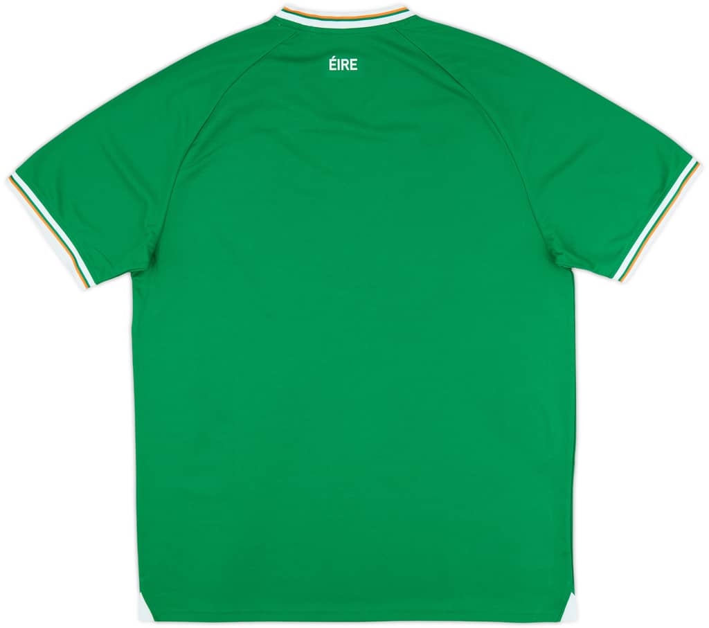 2023-24 Ireland Home Shirt (S)