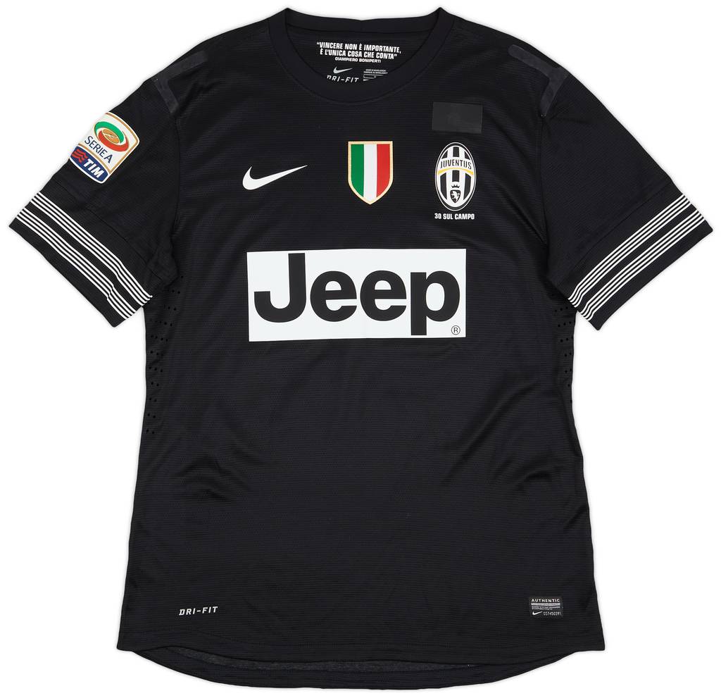 2012-13 Juventus Match Issue Away Shirt Vidal #23