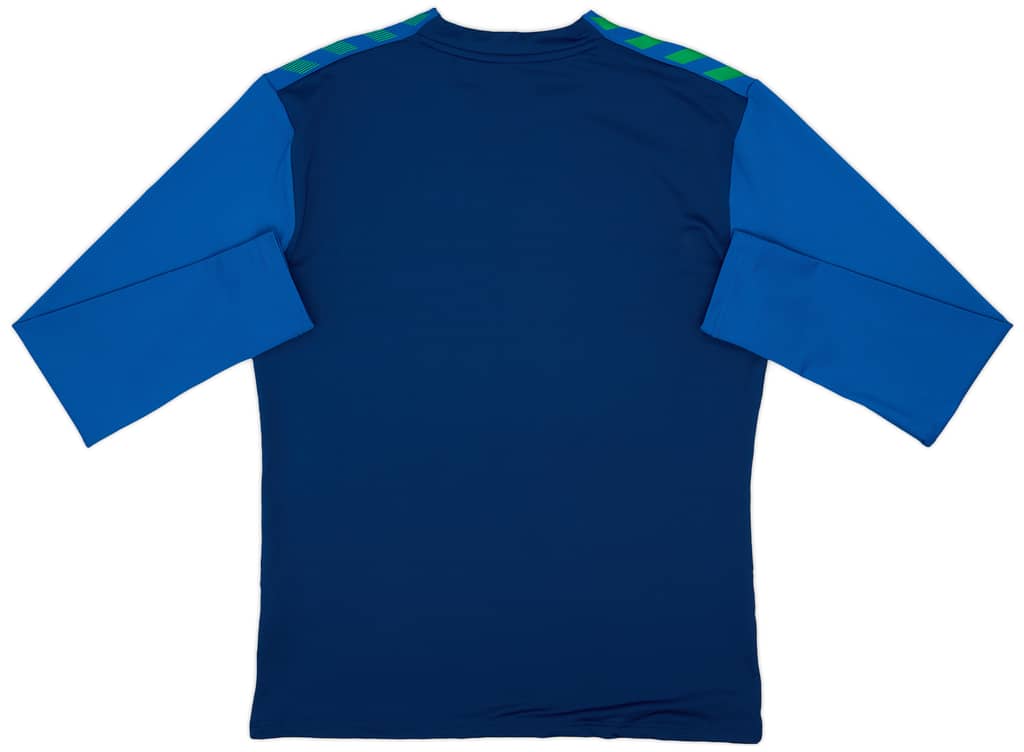 2022-23 Real Betis Hummel Training Top