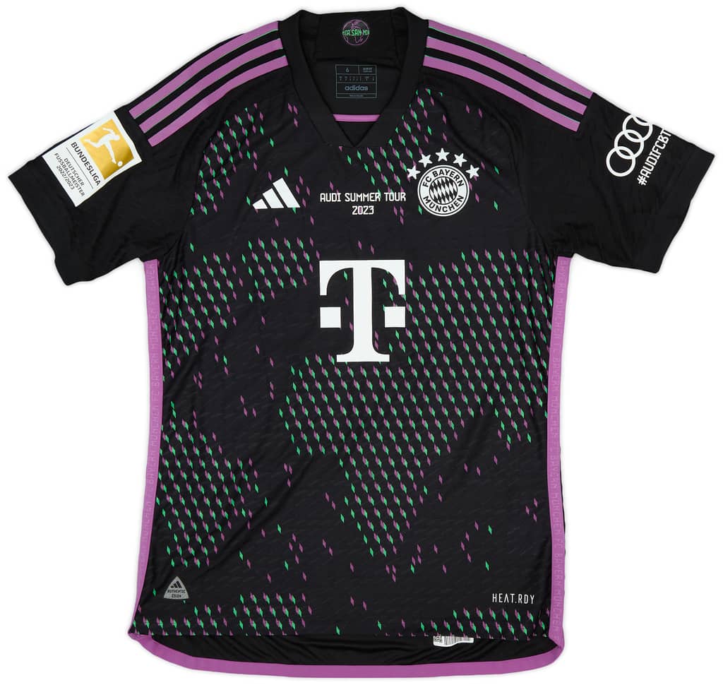 2023-24 Bayern Munich Match Issue Away Shirt Muller #25