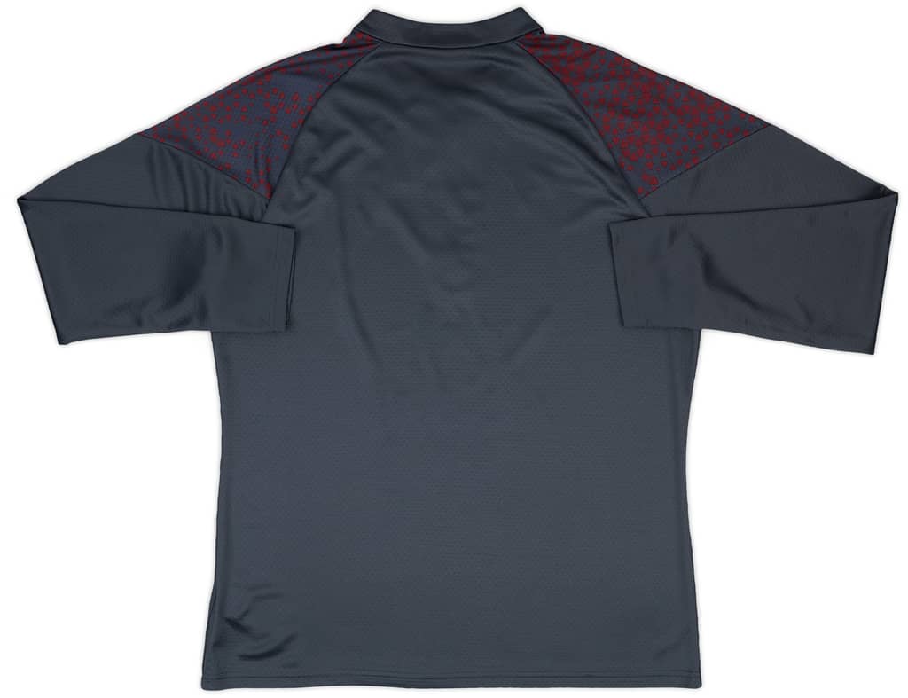 2023-24 Manchester City Player Issue 1/4 Zip Training Top