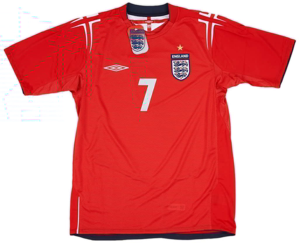 2004-06 England Away Shirt Beckham #7 (M)
