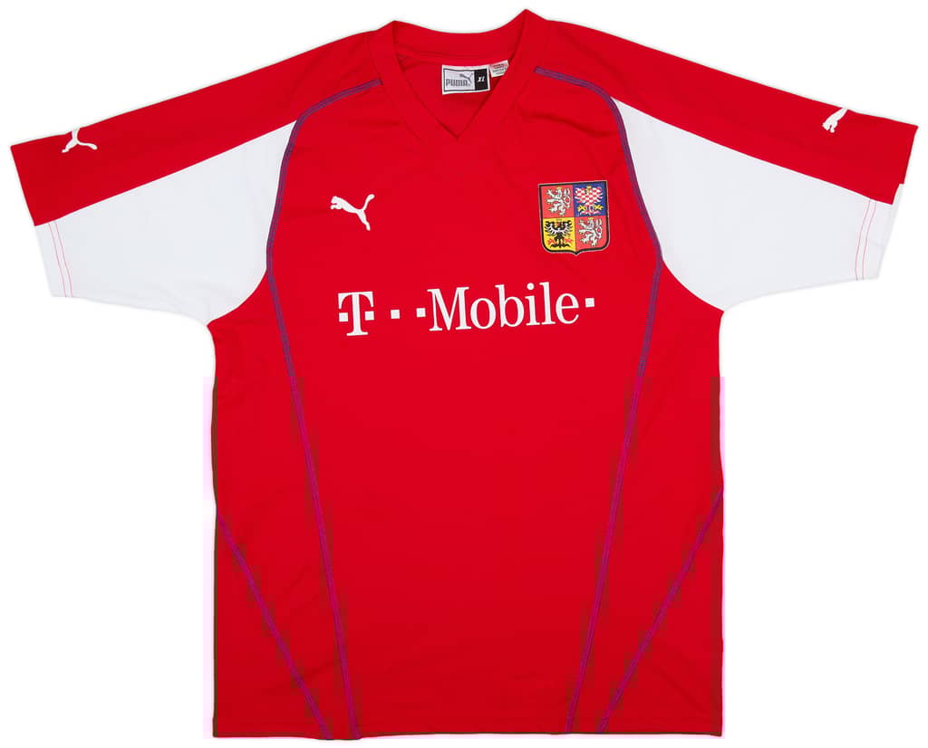 2004-05 Czech Republic Basic Home Shirt - 8/10 - (XL)
