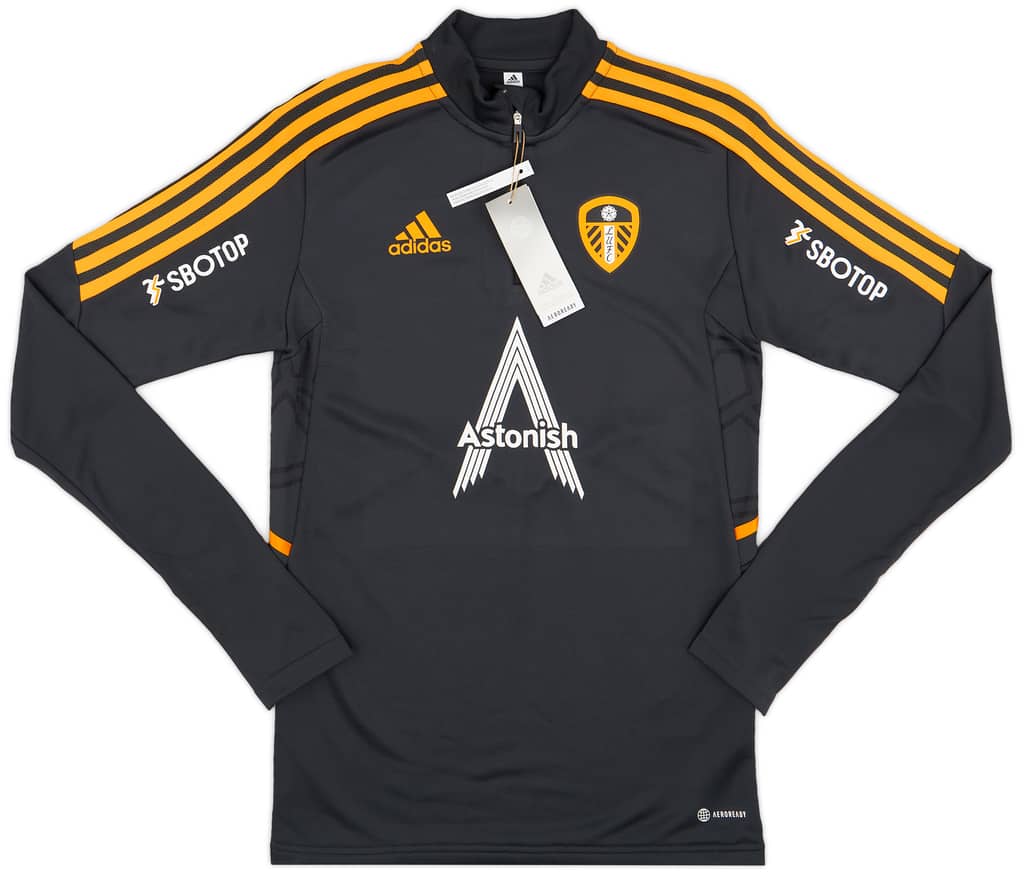 2022-23 Leeds United Player Issue 1/4 Zip Training Top (XS)